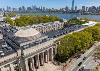 Massachusetts Institute of Technology (MIT)